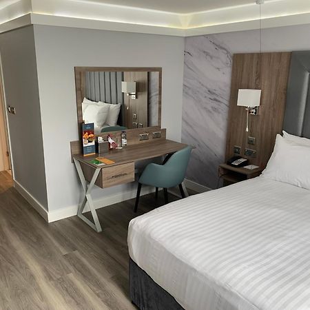 Best Western Premier Heronston Hotel & Spa Bridgend  Extérieur photo