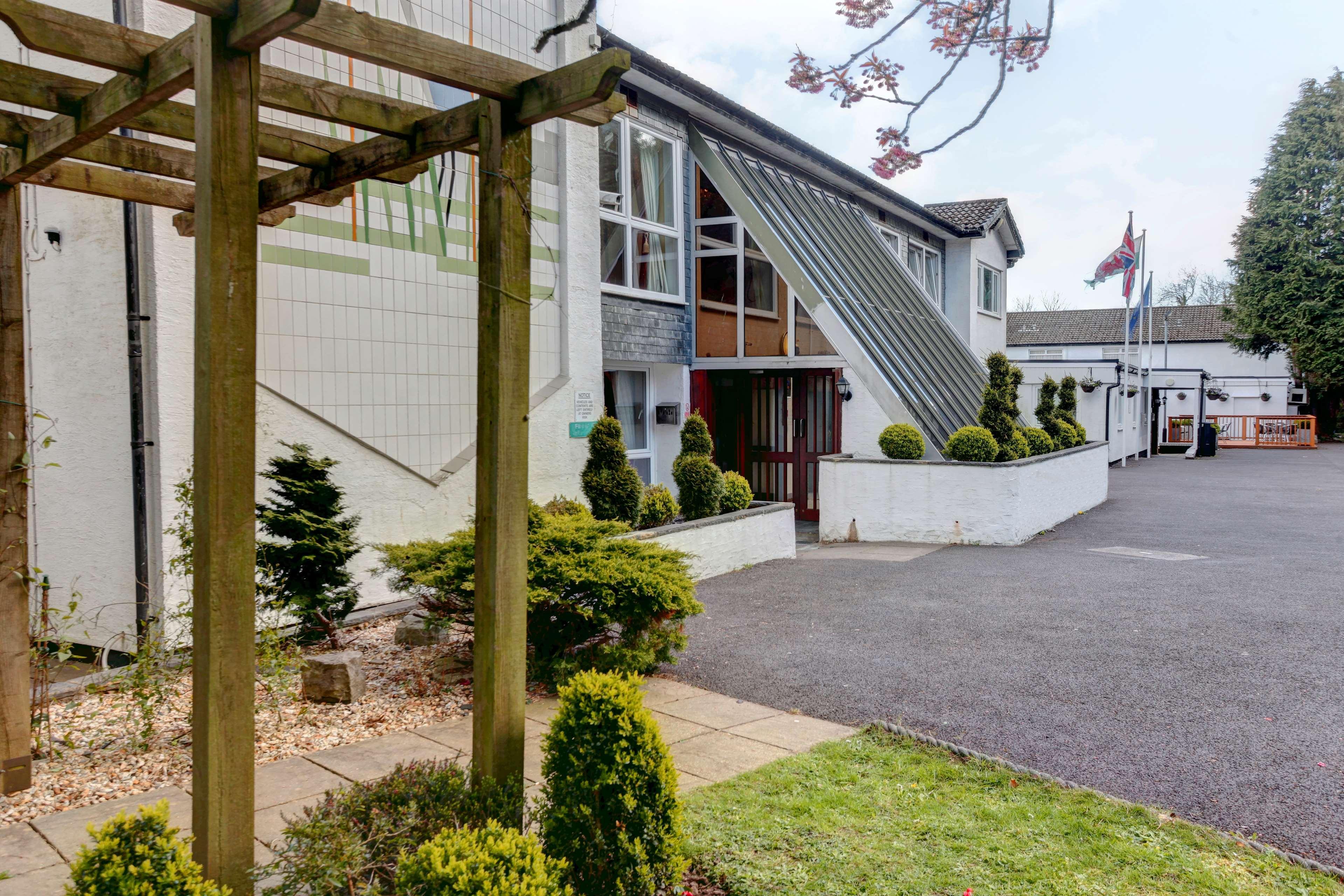 Best Western Premier Heronston Hotel & Spa Bridgend  Extérieur photo
