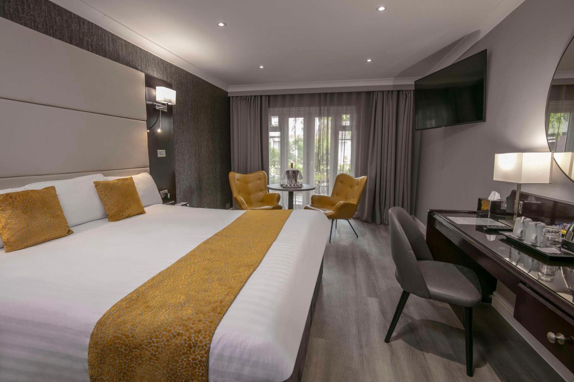 Best Western Premier Heronston Hotel & Spa Bridgend  Extérieur photo