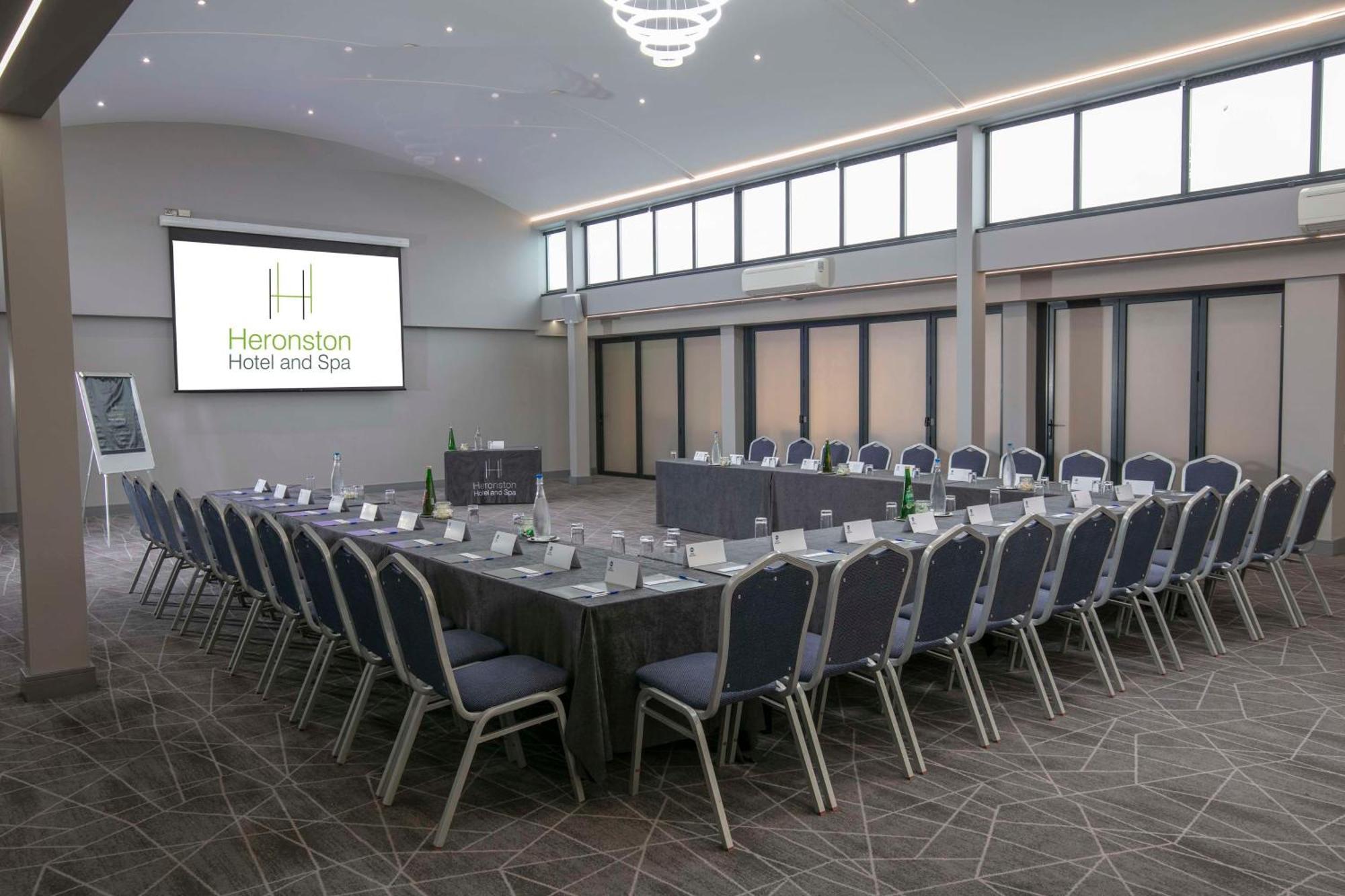 Best Western Premier Heronston Hotel & Spa Bridgend  Extérieur photo