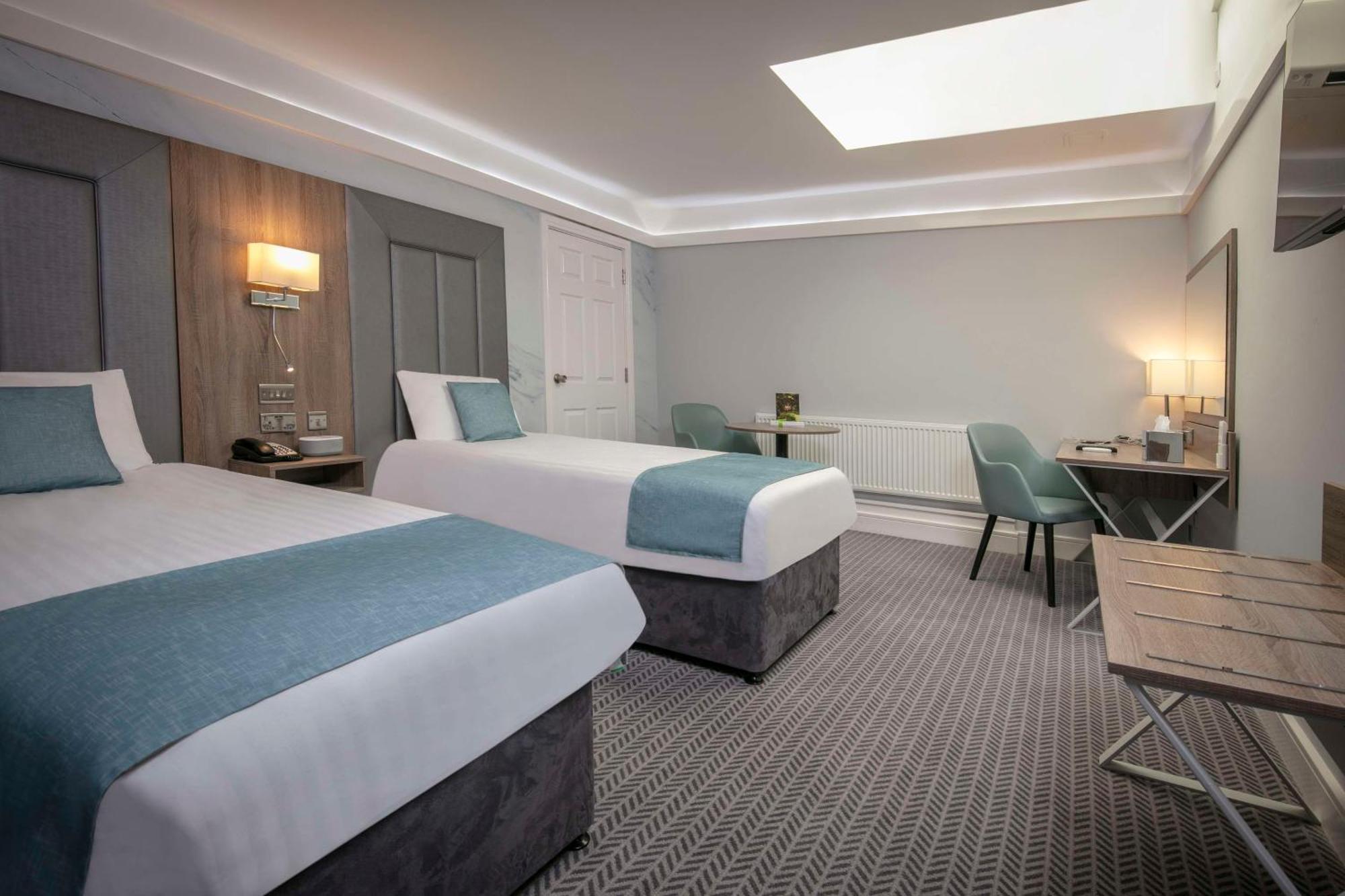 Best Western Premier Heronston Hotel & Spa Bridgend  Extérieur photo