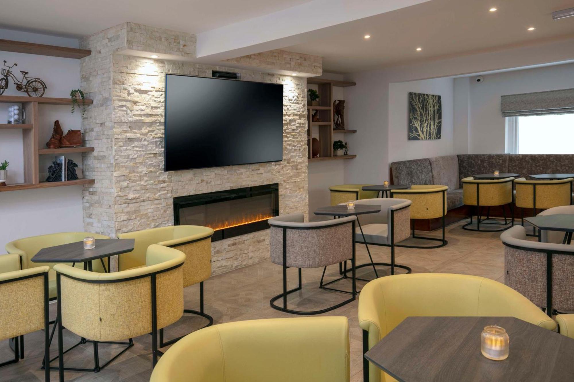 Best Western Premier Heronston Hotel & Spa Bridgend  Extérieur photo