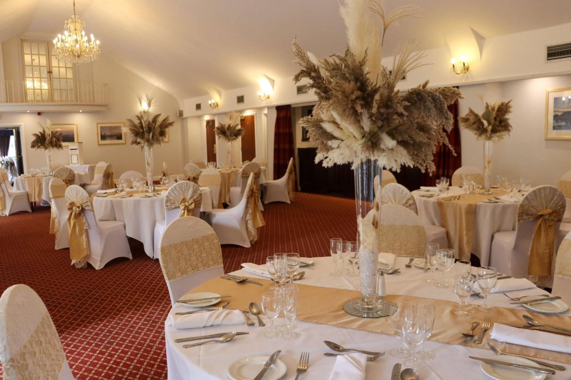 Best Western Premier Heronston Hotel & Spa Bridgend  Extérieur photo