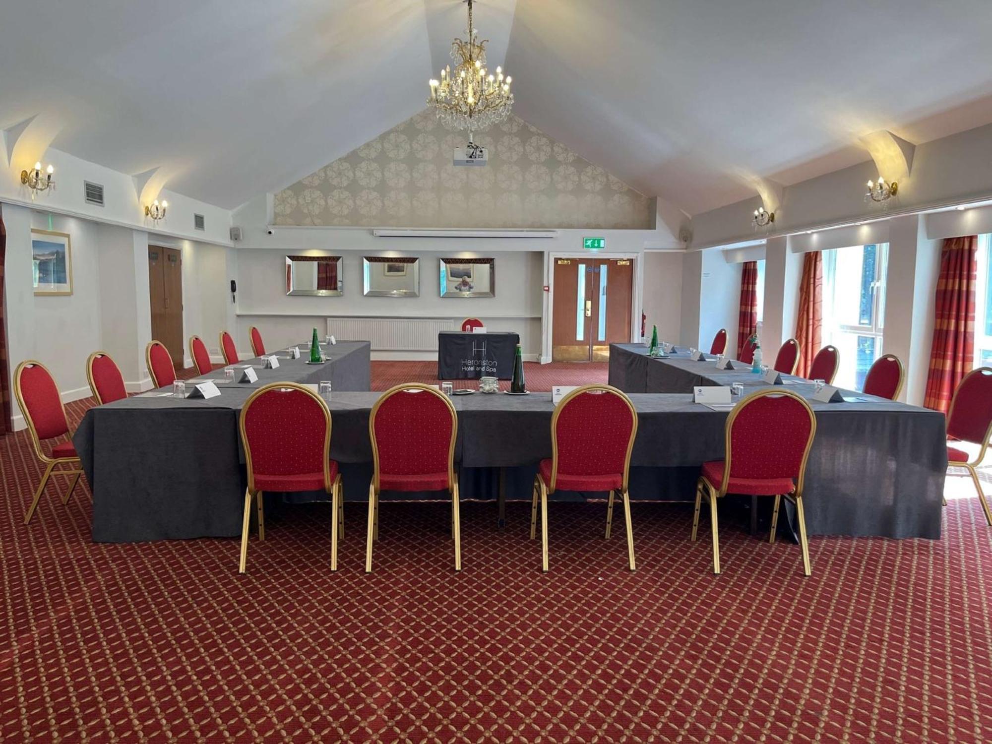 Best Western Premier Heronston Hotel & Spa Bridgend  Extérieur photo